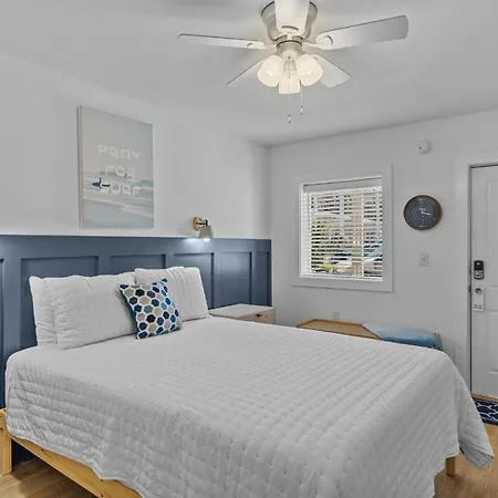 The Beach House At Oak Island By Carolina Resorts Exterior photo