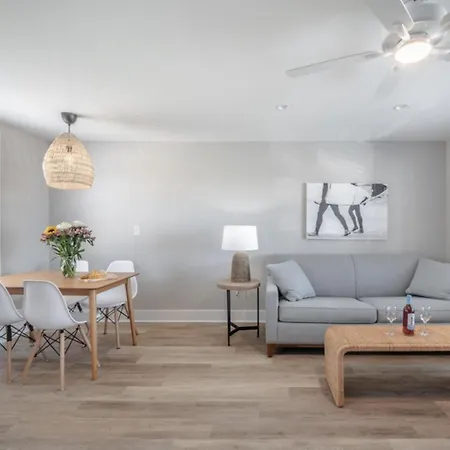 The Beach House At Oak Island By Carolina Resorts Exterior photo
